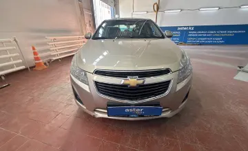 Chevrolet Cruze 2013 года за 3 500 000 тг. в Астана фото 2