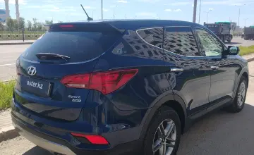 Hyundai Santa Fe 2017 года за 8 500 000 тг. в Астана