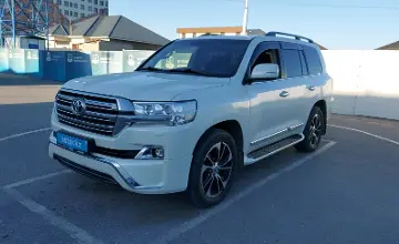 Toyota Land Cruiser 2016 года за 35 000 000 тг. в Шымкент фото 1