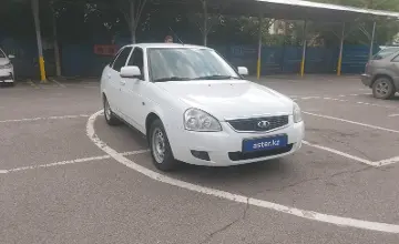 LADA (ВАЗ) Priora 2015 года за 3 300 000 тг. в Алматы фото 2