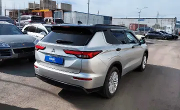 Mitsubishi Outlander 2023 года за 18 000 000 тг. в Астана фото 3