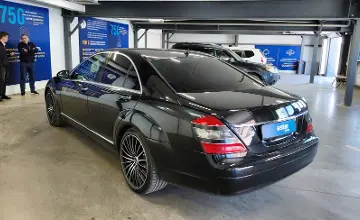 Mercedes-Benz S-Класс 2006 года за 7 100 000 тг. в Астана фото 4
