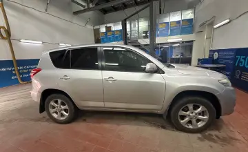 Toyota RAV4 2011 года за 9 000 000 тг. в Астана фото 4