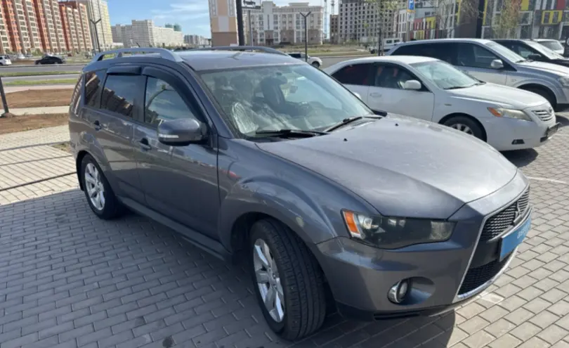 Mitsubishi Outlander 2010 года за 6 000 000 тг. в Астана фото 3