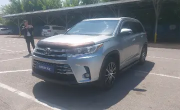 Toyota Highlander 2018 года за 14 000 000 тг. в Алматы фото 1
