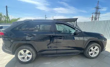 Toyota RAV4 2020 года за 13 000 000 тг. в Уральск фото 4
