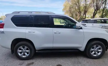 Toyota Land Cruiser Prado 2014 года за 14 000 000 тг. в Актобе фото 4
