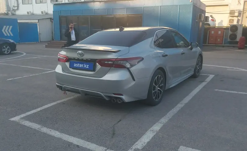 Toyota Camry 2021 года за 12 000 000 тг. в Алматы фото 3