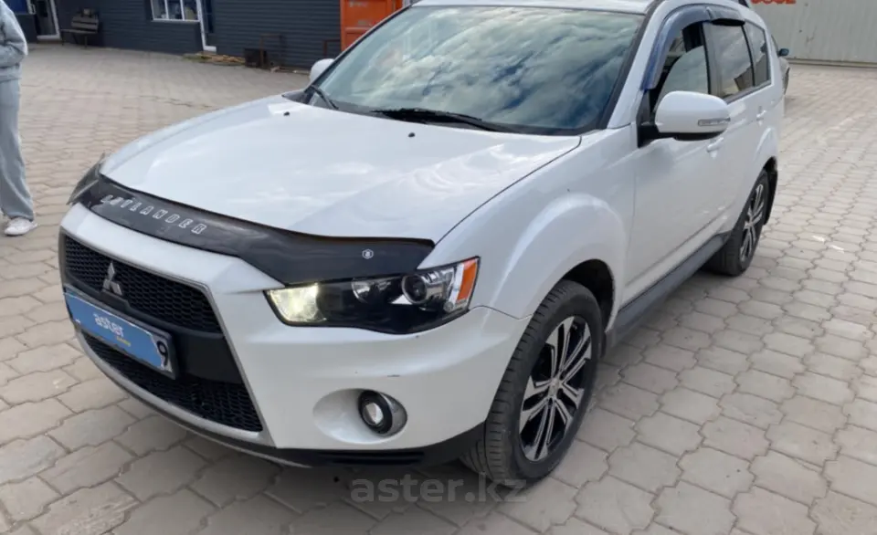 Mitsubishi Outlander 2011 года за 6 500 000 тг. в Караганда