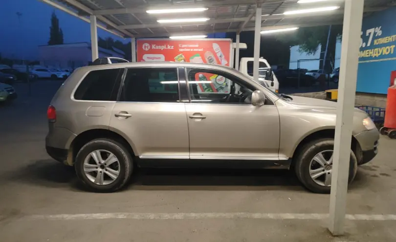 Volkswagen Touareg 2003 года за 4 500 000 тг. в Алматы фото 4