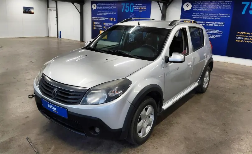 Renault Sandero 2014 года за 2 700 000 тг. в Астана