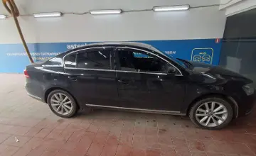 Volkswagen Passat 2014 года за 5 000 000 тг. в Астана фото 4