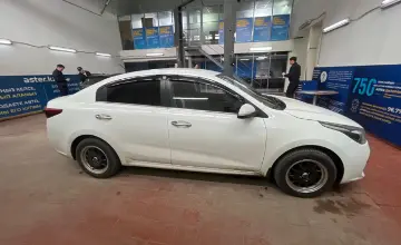 Kia Rio 2019 года за 7 000 000 тг. в Астана фото 4