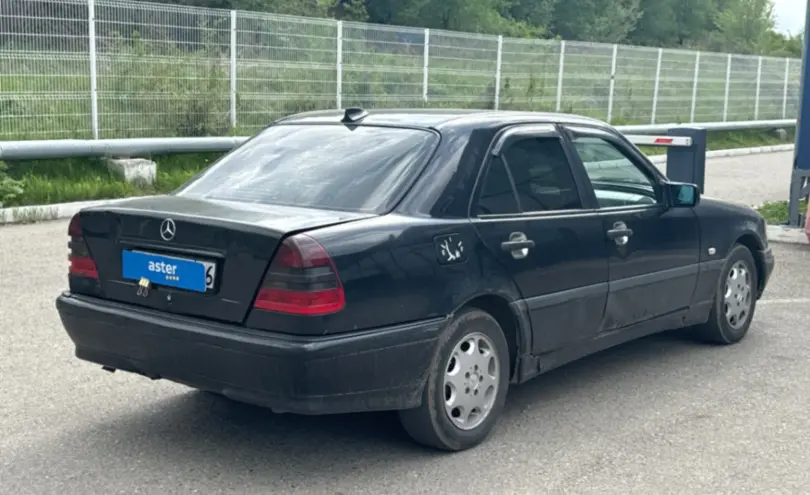 Mercedes-Benz C-Класс 1997 года за 1 100 000 тг. в Усть-Каменогорск фото 5