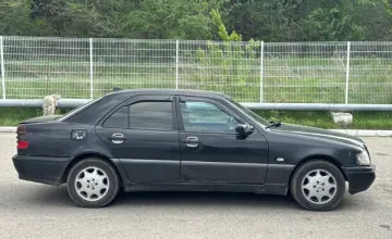 Mercedes-Benz C-Класс 1997 года за 1 100 000 тг. в Усть-Каменогорск фото 4