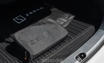 Zeekr 001 2023 года за 17 500 000 тг. в Астана фото 4