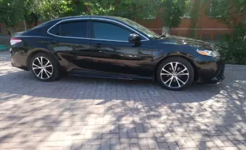 Toyota Camry 2020 года за 13 000 000 тг. в Алматы фото 1