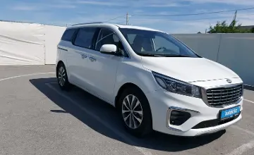 Kia Carnival 2018 года за 12 500 000 тг. в Шымкент фото 2