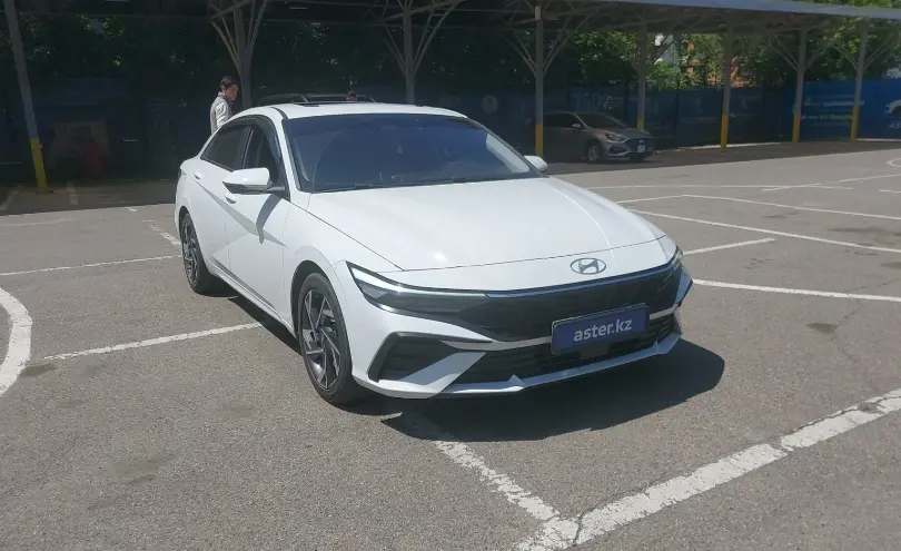 Hyundai Elantra 2024 года за 9 300 000 тг. в Алматы фото 2