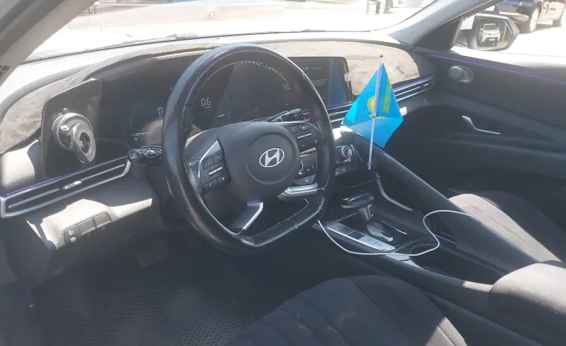 Hyundai Elantra 2024 года за 9 300 000 тг. в Алматы фото 5