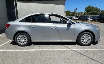 Chevrolet Cruze 2011 года за 2 800 000 тг. в Тараз фото 4
