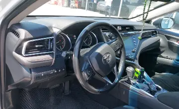 Toyota Camry 2018 года за 13 500 000 тг. в Шымкент фото 5