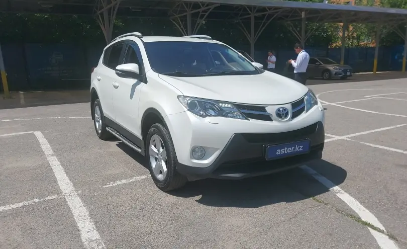 Toyota RAV4 2013 года за 9 000 000 тг. в Алматы фото 2