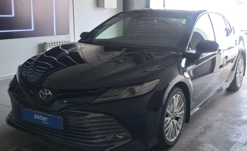 Toyota Camry 2018 года за 14 000 000 тг. в Павлодар