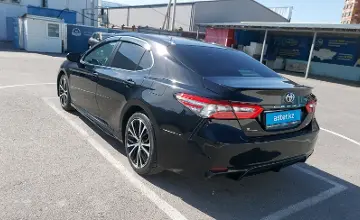 Toyota Camry 2018 года за 11 500 000 тг. в Шымкент фото 4