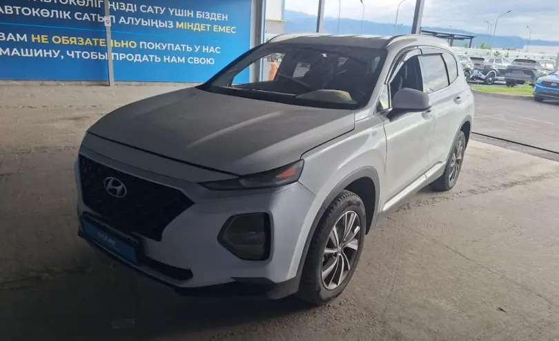 Hyundai Santa Fe 2019 года за 10 500 000 тг. в Алматы