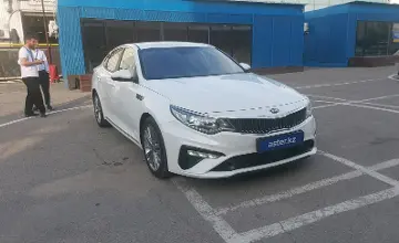 Kia K5 2018 года за 10 000 000 тг. в Алматы фото 2