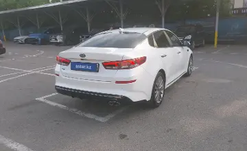 Kia K5 2018 года за 10 000 000 тг. в Алматы фото 3