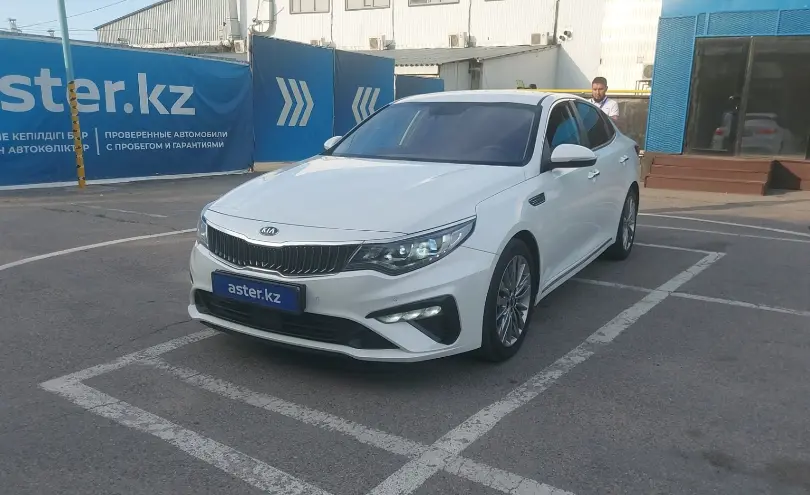 Kia K5 2018 года за 10 000 000 тг. в Алматы