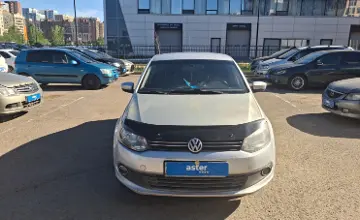Volkswagen Polo 2013 года за 3 500 000 тг. в Астана фото 2
