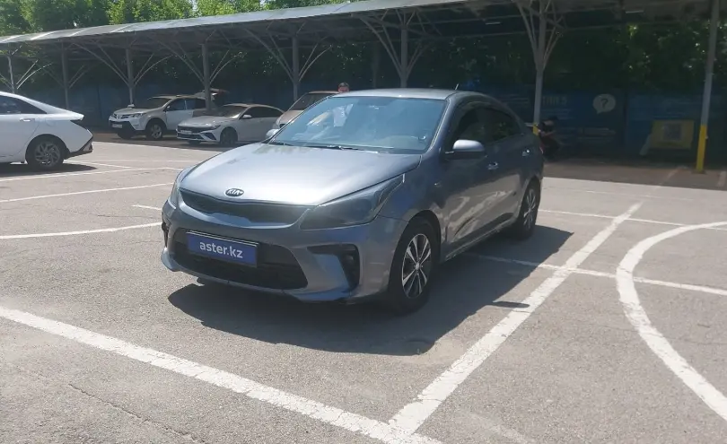 Kia Rio 2018 года за 5 000 000 тг. в Алматы