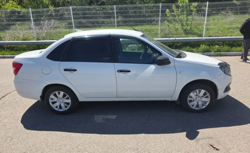 LADA (ВАЗ) Granta 2021 года за 4 000 000 тг. в Усть-Каменогорск фото 4