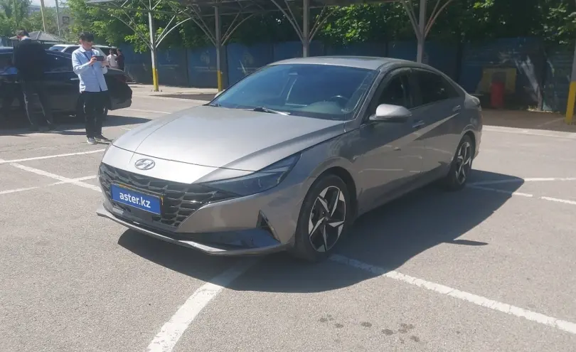 Hyundai Elantra 2022 года за 9 000 000 тг. в Алматы