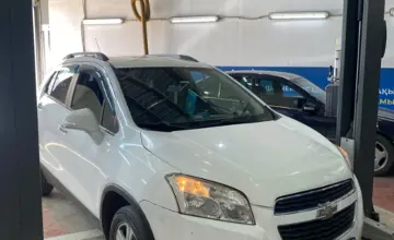 Chevrolet Tracker 2015 года за 5 000 000 тг. в Астана фото 3