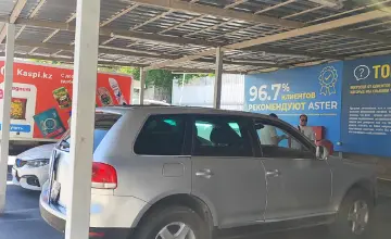 Volkswagen Touareg 2006 года за 5 000 000 тг. в Алматы фото 4