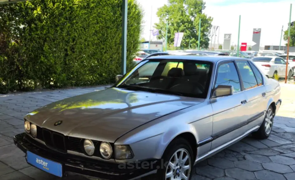BMW 7 серии 1991 года за 1 400 000 тг. в Талдыкорган