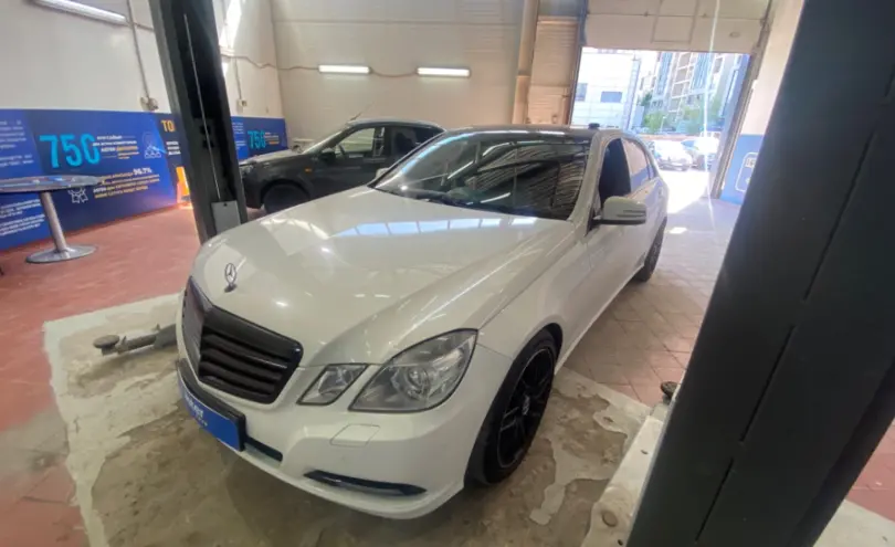 Mercedes-Benz E-Класс 2010 года за 8 000 000 тг. в Астана