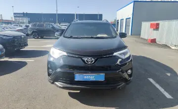 Toyota RAV4 2019 года за 10 500 000 тг. в Алматы фото 2