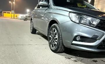 LADA (ВАЗ) Vesta 2018 года за 4 000 000 тг. в Астана фото 4