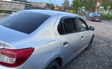 Renault Logan 2015 года за 2 500 000 тг. в Астана фото 3