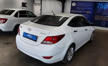 Hyundai Accent 2013 года за 3 700 000 тг. в Астана фото 3