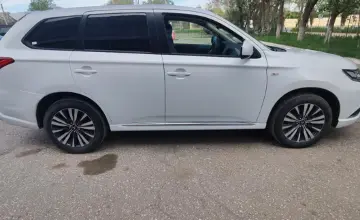 Mitsubishi Outlander Sport 2022 года за 9 400 000 тг. в Актобе фото 4