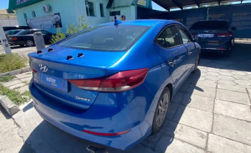 Hyundai Elantra 2018 года за 5 300 000 тг. в Талдыкорган фото 5