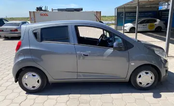 Chevrolet Spark 2021 года за 5 100 000 тг. в Караганда фото 4