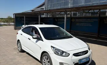 Hyundai Solaris 2014 года за 3 900 000 тг. в Караганда фото 3