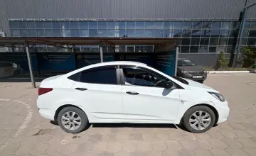 Hyundai Solaris 2014 года за 3 900 000 тг. в Караганда фото 4